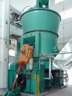 22T/H équipement de meulage de chaux verticale de rouleau de la chaux vive VRM pour les minerais non métalliques