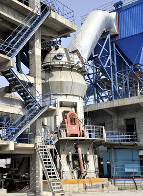 Moulin de meulage de bentonite vertical ultra fin pour la fabrication de poudre de carbonate de calcium