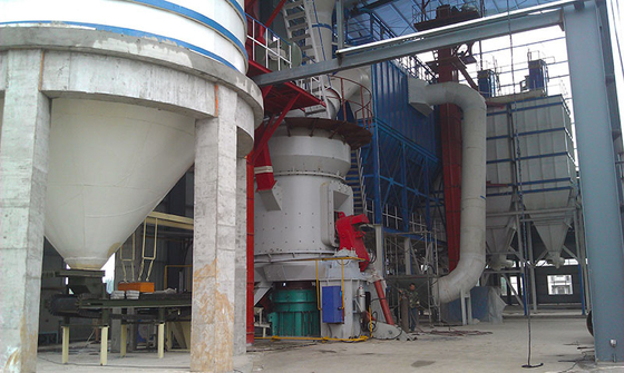 machine verticale de Pulveriser de moulin de charbon de la basse consommation 120kw pour le meulage de poudre