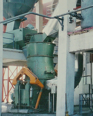 Broyeur verticale Pulverizer de moulin de chaux de scories 2500mm 2800mm